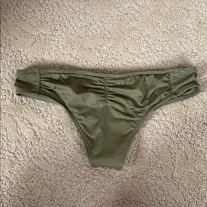 ONEILL green bikini bottoms